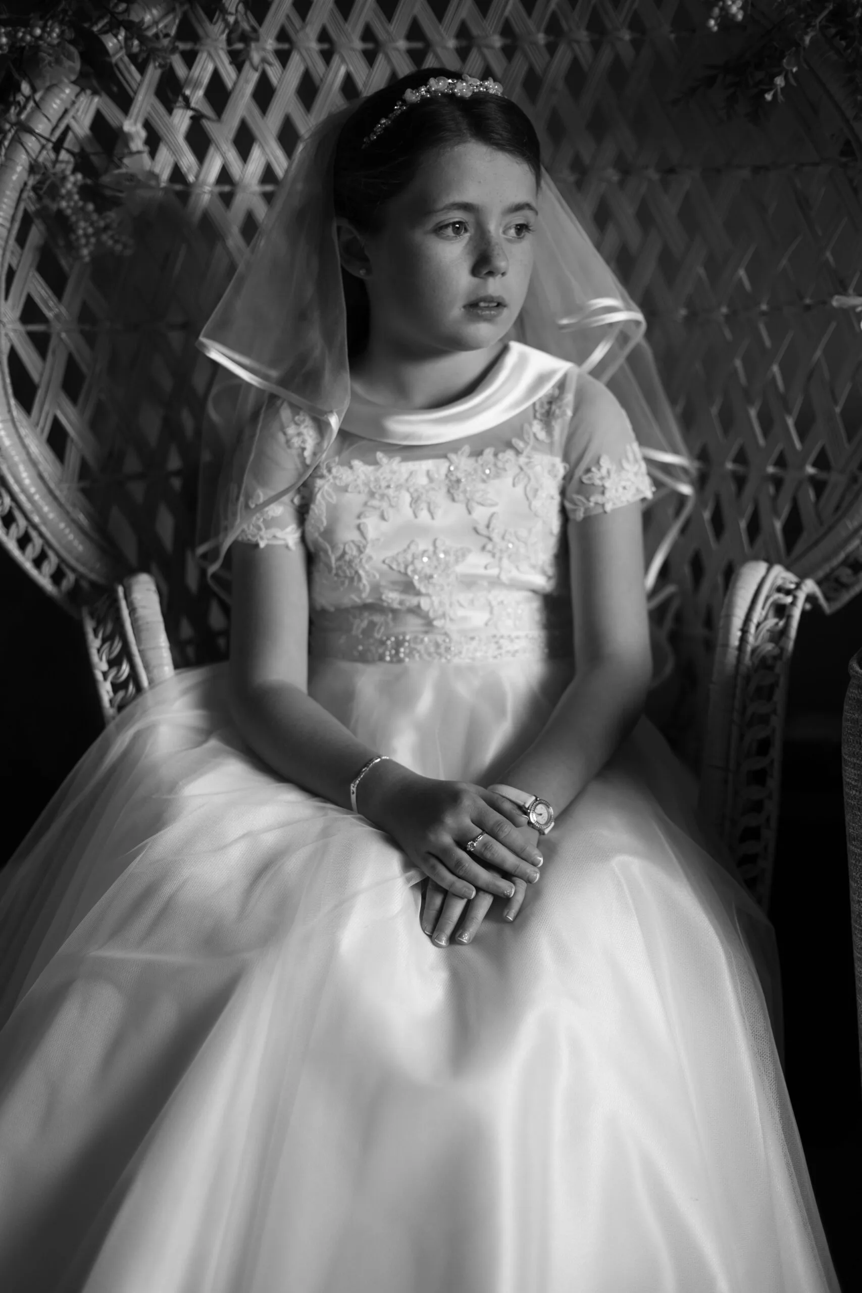 Girl in Communion dress, portrait session